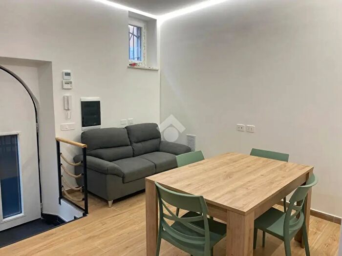 Appartamento trilocale in vendita in Via dei Volsci, Nettuno