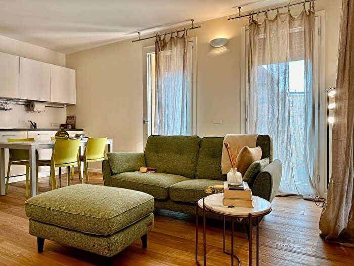 Appartamento bilocale in affitto in Via Giulio Cesare Procaccini, Paolo Sarpi, Milano