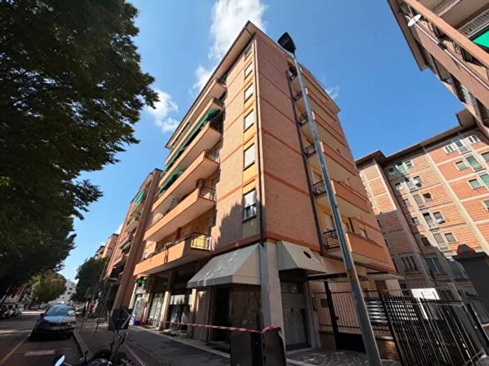 Appartamento quadrilocale in vendita in Via Vasco De Gama, Verona