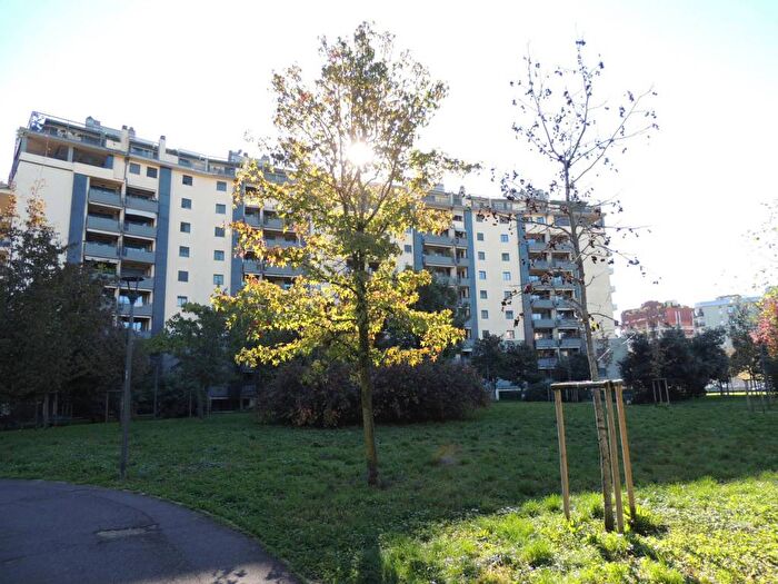 Appartamento bilocale in affitto in Via Pietro Colletta, Lodi Brenta, Milano