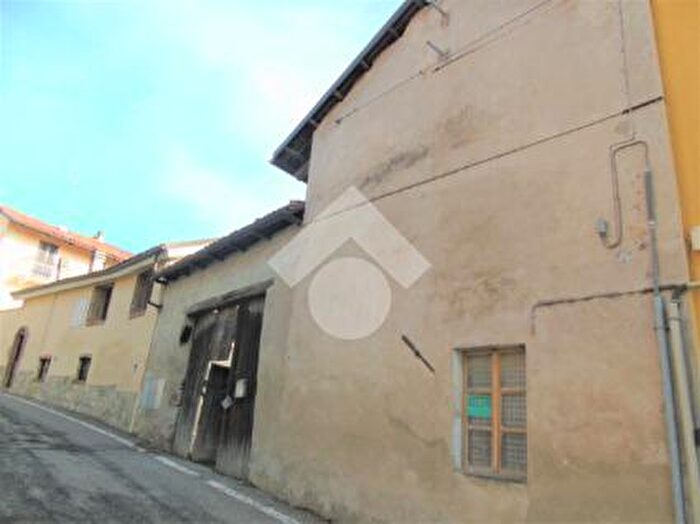 Casa trilocale in vendita in Via Roma, Cinzano