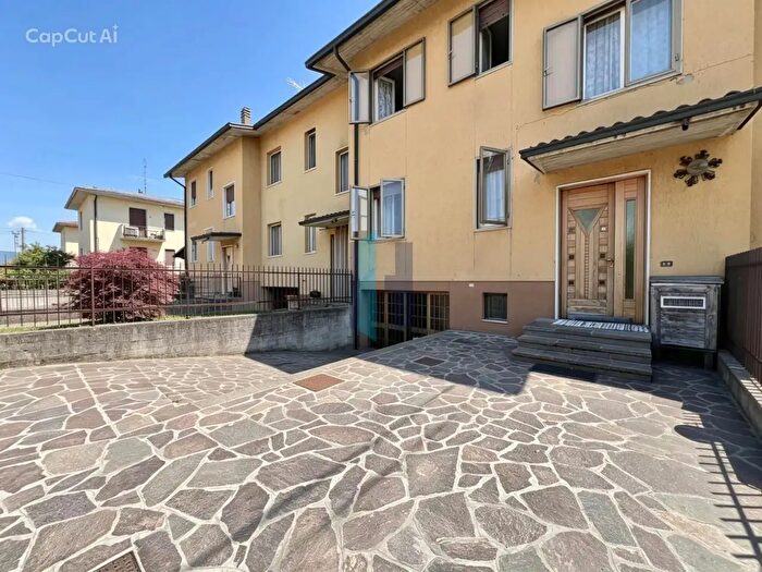 Casa quadrilocale in vendita in Via Ancona, Palazzolo SullOglio