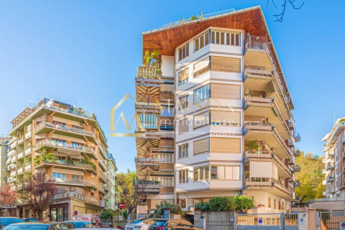 Appartamento quadrilocale in vendita in Via Luigi Rizzo, Roma