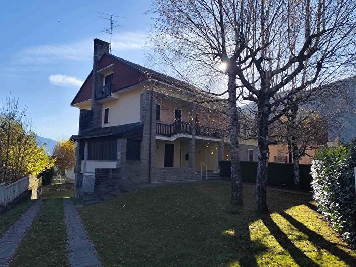 Casa con 8 locali in vendita in Santa Maria Maggiore, Santa Maria Maggiore