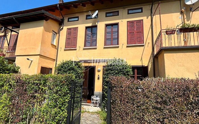 Casa quadrilocale in vendita in Strada Provinciale Olbicella, Molare