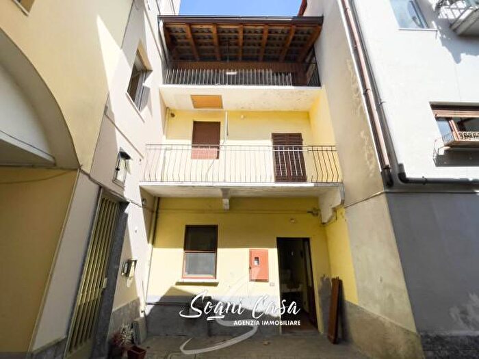 Casa trilocale in vendita in Via Gian Battista Magistrini, Momo