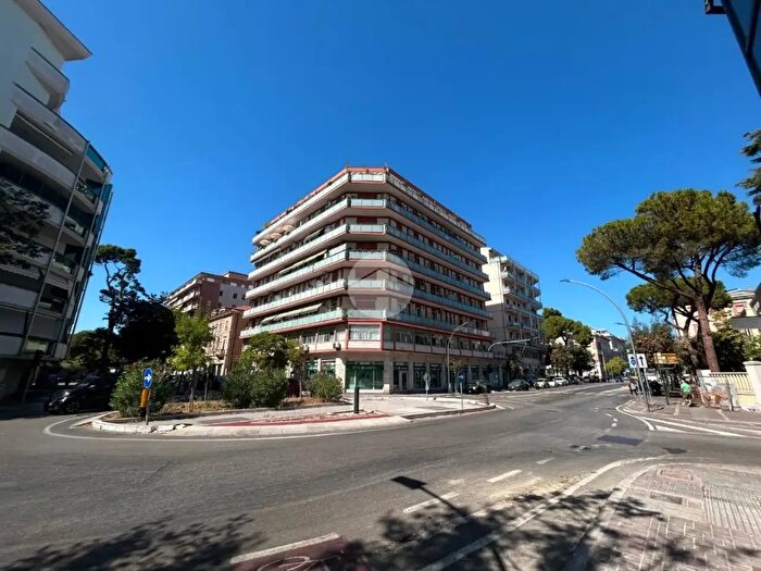 Appartamento quadrilocale in vendita in Viale Vittoria Colonna, Pescara