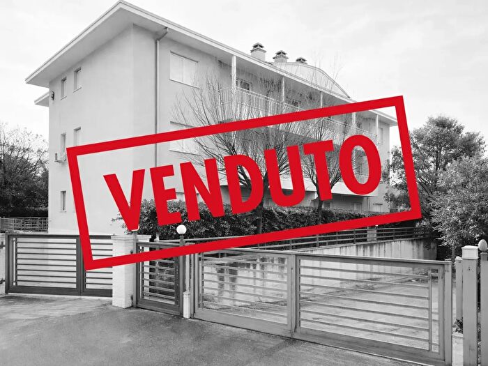 Appartamento trilocale in vendita in Ronchi Dei Legionari