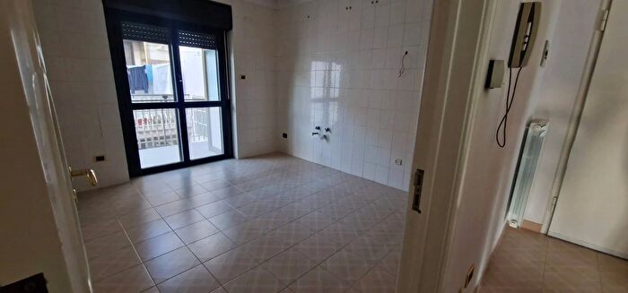 Appartamento quadrilocale in vendita in Via Pincera Mercato San Severino Salerno, Mercato San Severino