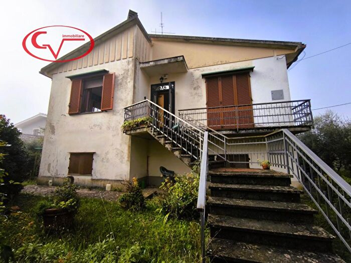 Casa trilocale in vendita in Viale Guglielmo Marconi, Castelfranco Piandiscò