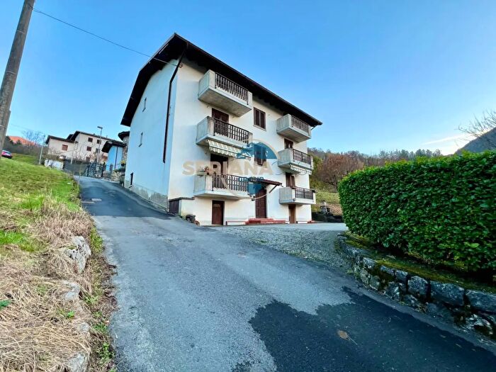 Appartamento trilocale in vendita in Via Calba, Albino