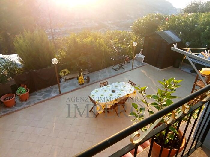 Casa quadrilocale in vendita in Via SantAnna, Ventimiglia