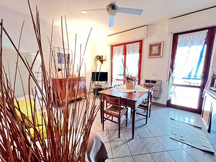 Appartamento con 5 locali in affitto in Via Ingolstadt, Marina di Carrara, Carrara