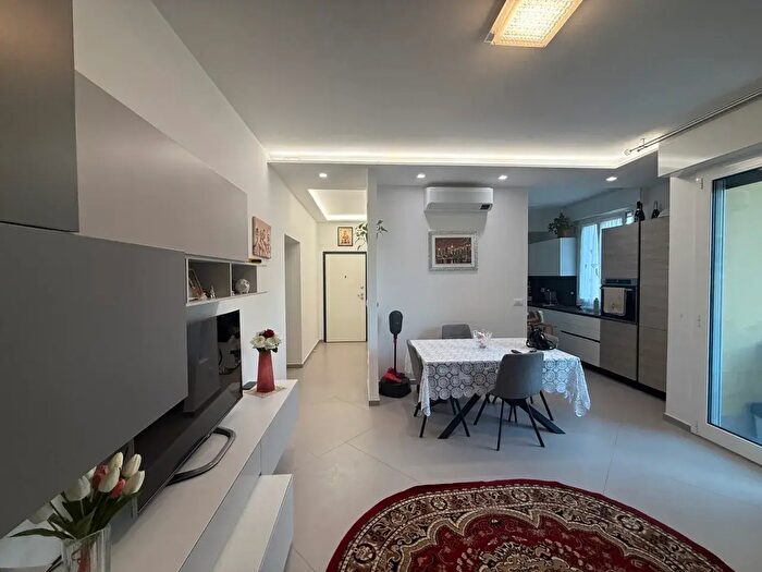 Appartamento quadrilocale in vendita in Granarolo Dell'Emilia