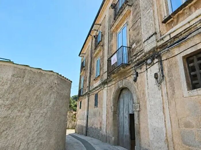 Appartamento con 5 locali in vendita in Via Socce, Teano