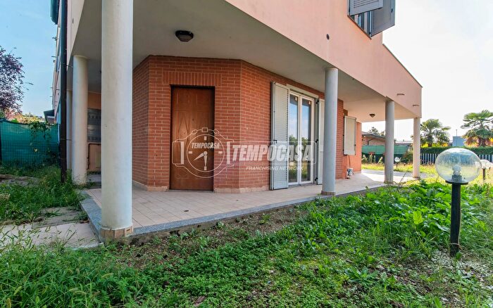 Casa quadrilocale in vendita in Via Como, Paderno Dugnano