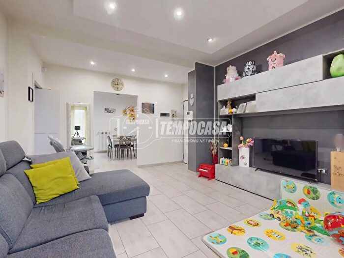 Appartamento trilocale in vendita in Via Gioacchino Rossini, Acquaviva Delle Fonti