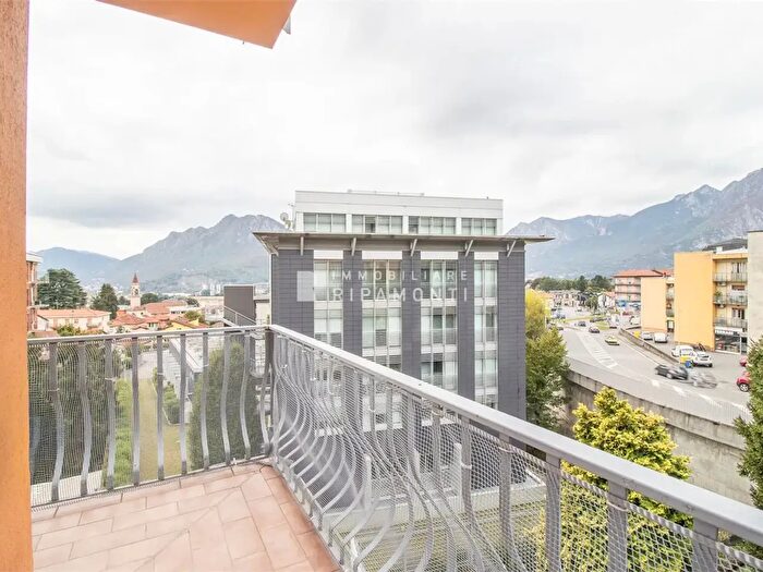 Appartamento bilocale in vendita in Corso Giacomo Matteotti, Lecco