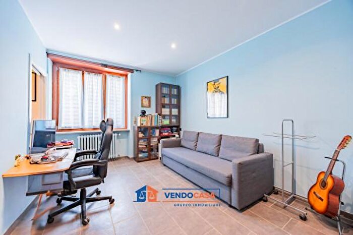 Case in Vendita e in Affitto - 3