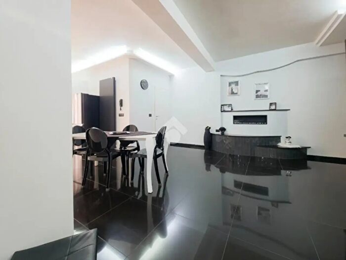 Appartamento trilocale in vendita in Via S Francesco, Manfredonia