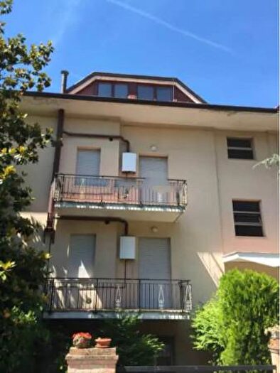 Casa trilocale in vendita in Via d Buzzati, Ostra