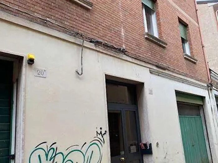 Appartamento quadrilocale in affitto in Ferrara