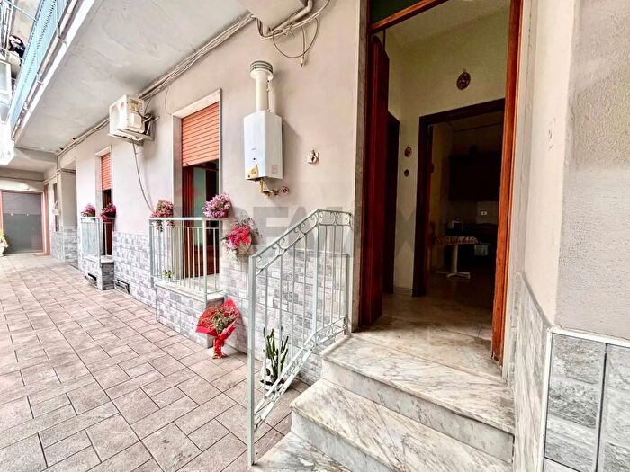 Appartamento trilocale in affitto in Caivano