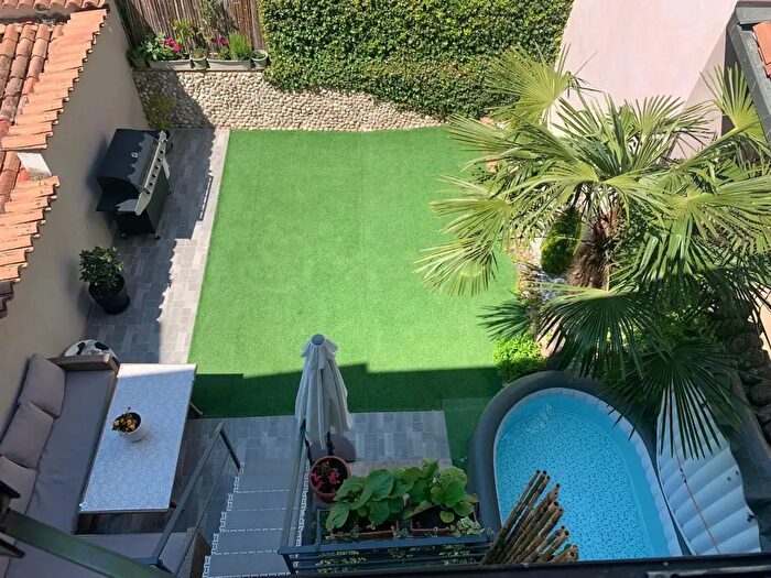 Casa con 6 locali in vendita in Via Madonna, Pescantina