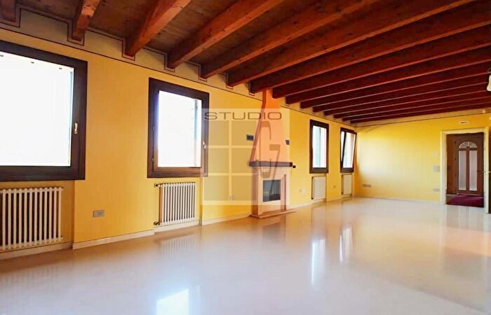 Casa con 5 locali in vendita in Via Buson, San Giorgio Delle Pertiche