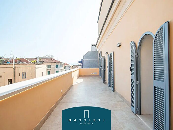 Appartamento quadrilocale in affitto in Via Aniene, Roma