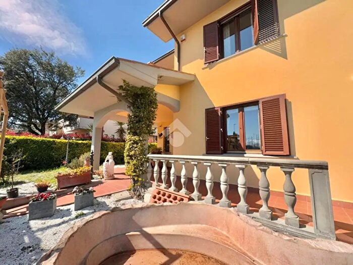 Casa con 8 locali in vendita in Via Masaccio, Poggio A Caiano