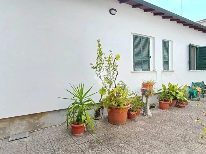 Appartamento trilocale in vendita in Via dei Durantini, Roma