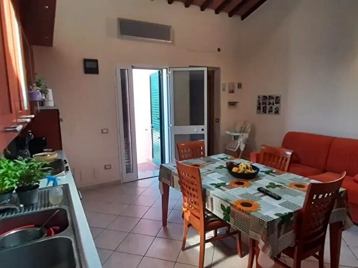 Casa trilocale in vendita in Rosignano Marittimo