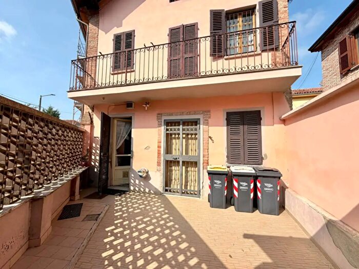 Casa con 5 locali in vendita in Spalto Vittorio Veneto, Castellazzo Bormida