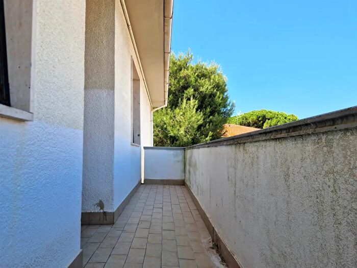 Appartamento con 5 locali in vendita in Via Tevere, Cecina