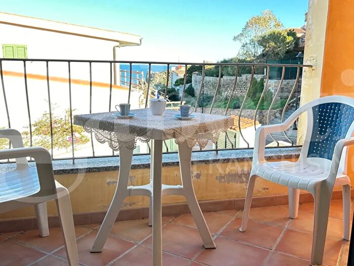 Appartamento trilocale in vendita in Terrazza Rena Bianca Via Giuseppe Verdi, Santa Teresa Gallura