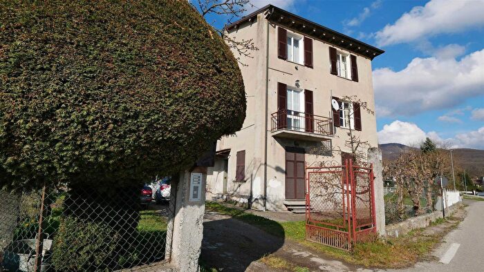 Casa con 9 locali in vendita in Novi Via Verdi Arquata Scrivia Tortona Lcitalia, Borghetto Di Borbera