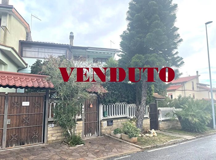 Casa quadrilocale in vendita in Via Arcangelo Corelli, Cerveteri