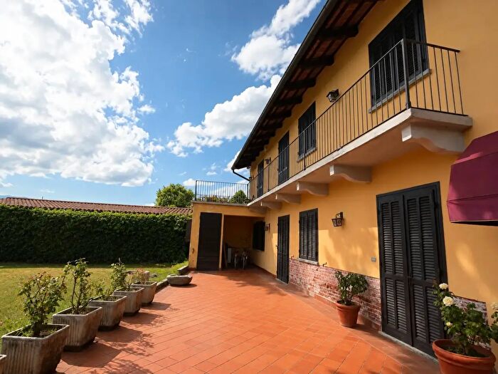 Appartamento con 5 locali in vendita in Via Barge B, Saluzzo