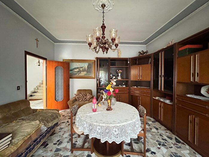 Casa quadrilocale in vendita in Via Matteotti, Poiana Maggiore