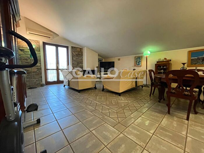 Appartamento quadrilocale in affitto in Via Giovanni Caboto Rende, Rende