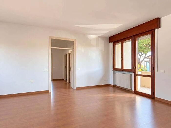 Appartamento con 5 locali in affitto in Cattolica