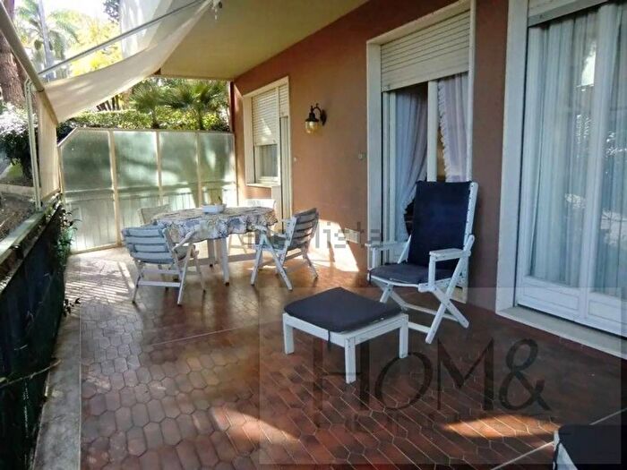 Appartamento con 5 locali in affitto in Neighbourhood Foce, Foce Semeria, Sanremo