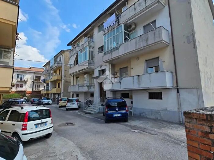Appartamento con 5 locali in vendita in Contrada Pennino, SantAgata De Goti