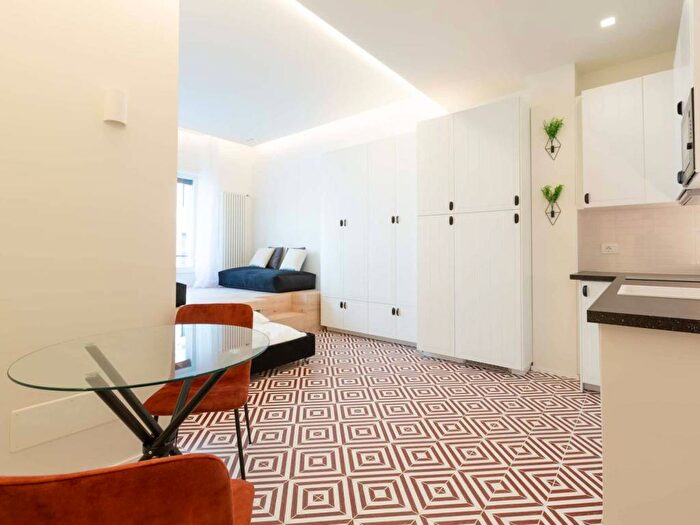 Appartamento monolocale in affitto in Via Giulio e Corrado Venini, Rovereto, Milano