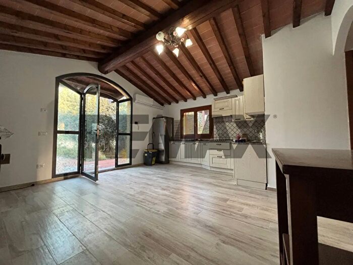 Casa trilocale in affitto in Via Pietramarina, Vinci