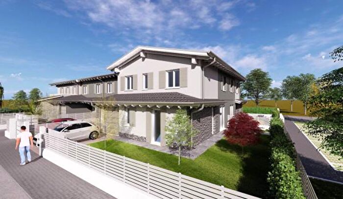 Casa con 5 locali in vendita in Casalgrande