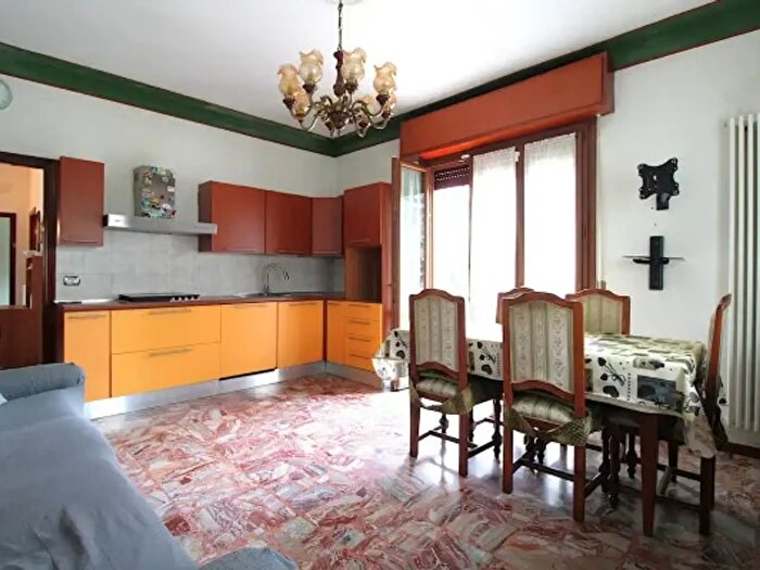 Appartamento quadrilocale in vendita in Via Isonzo, Fidenza