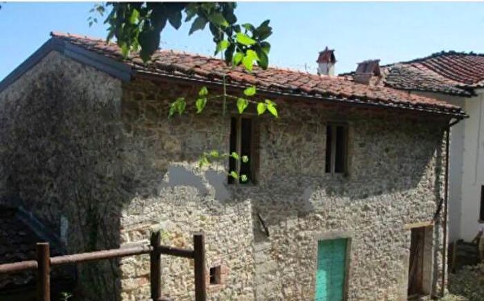 Casa trilocale in vendita in Località Grabbia, Pescaglia