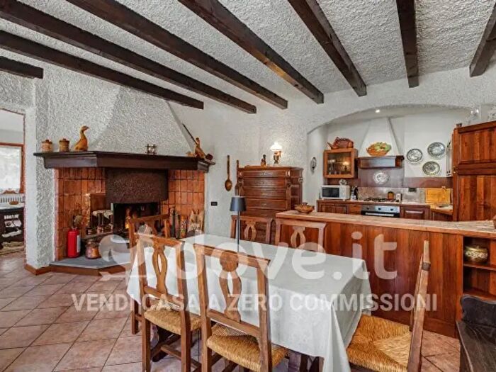 Appartamento quadrilocale in vendita in Viale delle Grigne, Cassina Valsassina